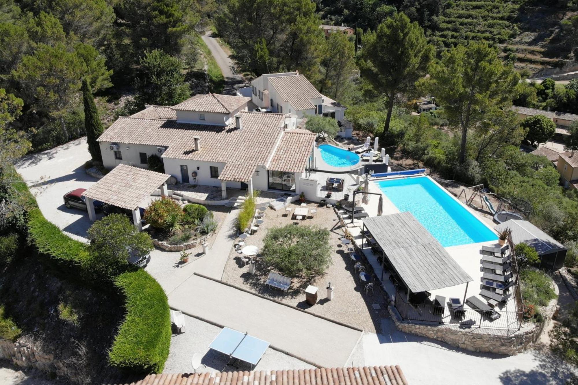 6 Hôtels Familiaux Incontournables près de Fontaine-de-Vaucluse